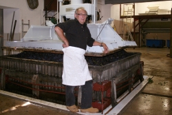 Champagne METEYER Père & Fils - Traditional press Champagne METEYER Père & Fils - Traditional press